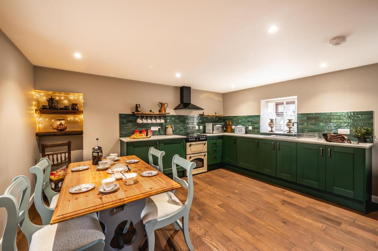 Luxury Cottage With Mountain View'S Cononbridge ภายนอก รูปภาพ